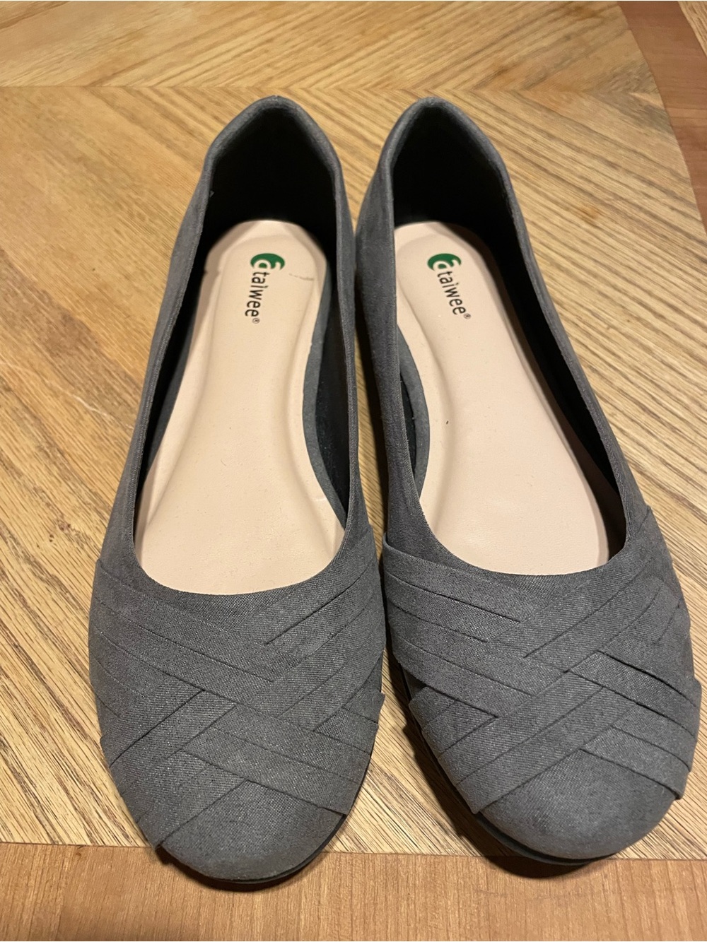 Gray Women's Braided Detail Ballet Flats